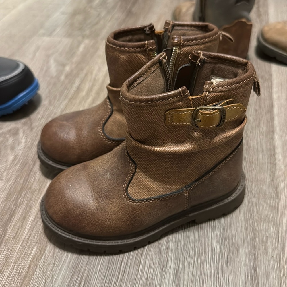 Toddler boots